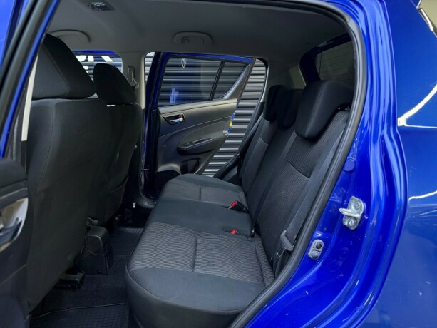 suzuki-swift-bensin-2013-big-18