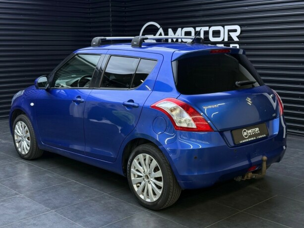 suzuki-swift-bensin-2013-big-1