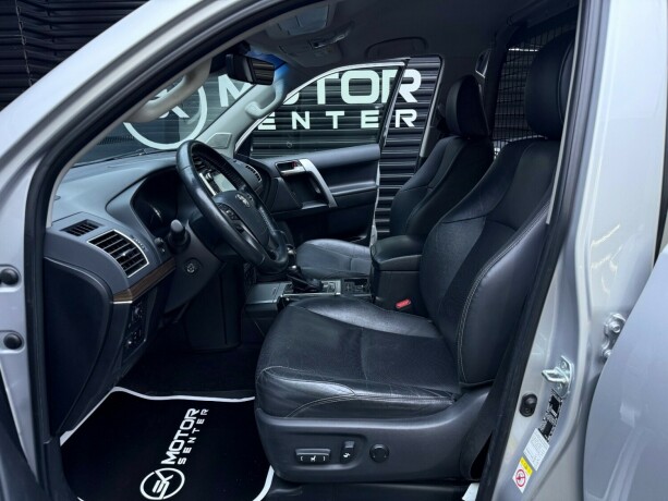 toyota-land-cruiser-diesel-2019-big-30
