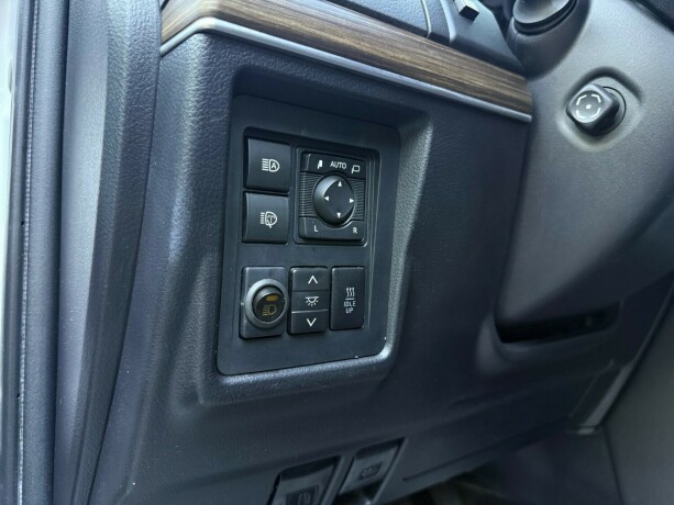 toyota-land-cruiser-diesel-2019-big-28