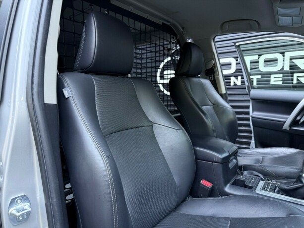 toyota-land-cruiser-diesel-2019-big-32
