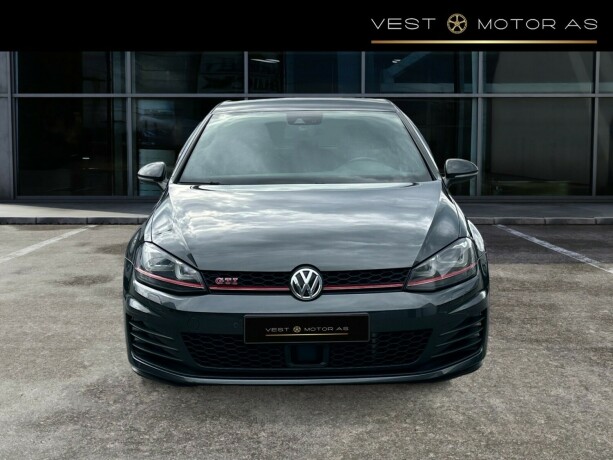 volkswagen-golf-vii-bensin-2014-big-1