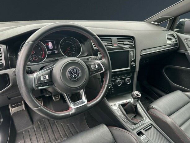 volkswagen-golf-vii-bensin-2014-big-10