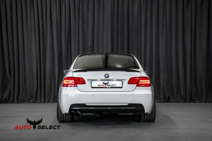 bmw-320d-diesel-2011-big-9