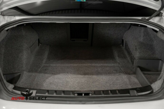 bmw-320d-diesel-2011-big-10
