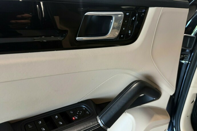 porsche-cayenne-elektrisitetbensin-2019-big-26