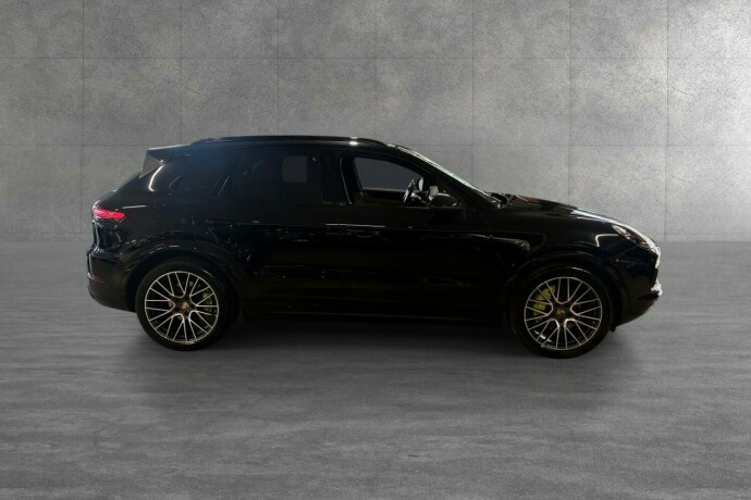 porsche-cayenne-elektrisitetbensin-2019-big-6
