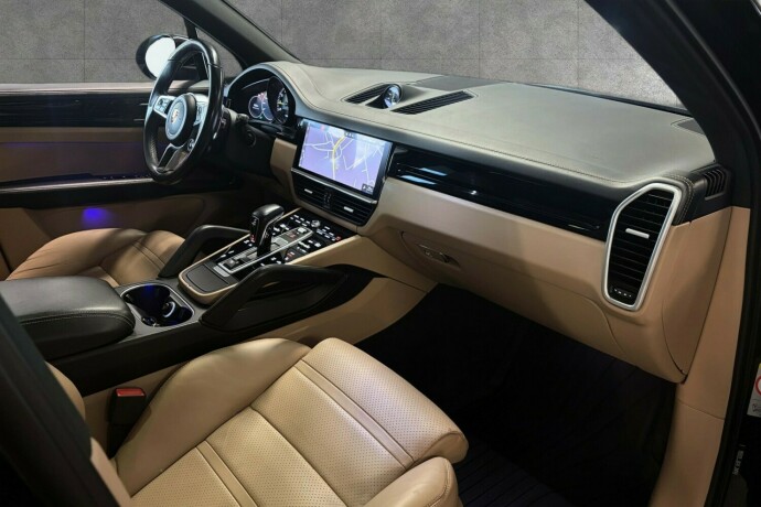 porsche-cayenne-elektrisitetbensin-2019-big-17