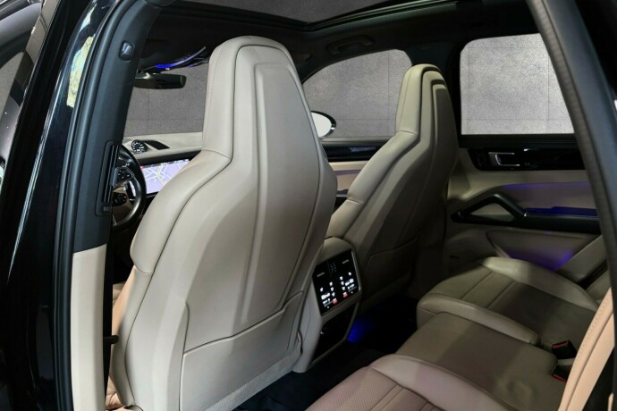 porsche-cayenne-elektrisitetbensin-2019-big-11