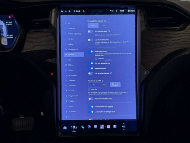 tesla-model-x-elektrisitet-2020-big-28