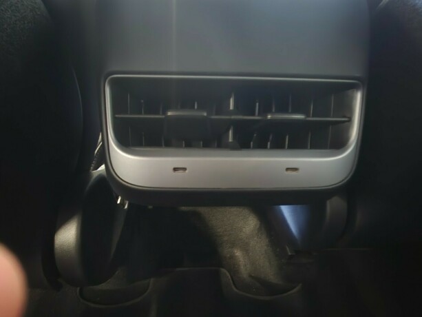 tesla-model-y-elektrisitet-2022-big-25