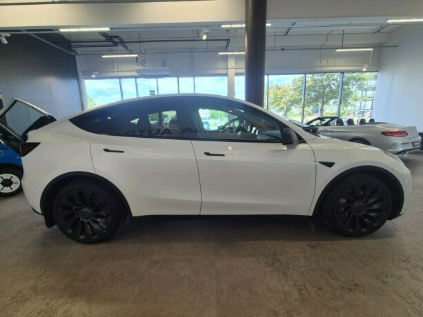 tesla-model-y-elektrisitet-2022-big-5