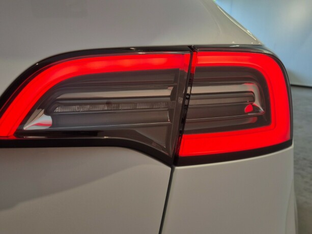 tesla-model-y-elektrisitet-2022-big-9