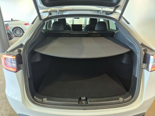 tesla-model-y-elektrisitet-2022-big-26