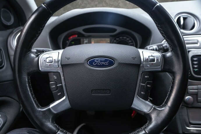 ford-mondeo-diesel-2009-big-10