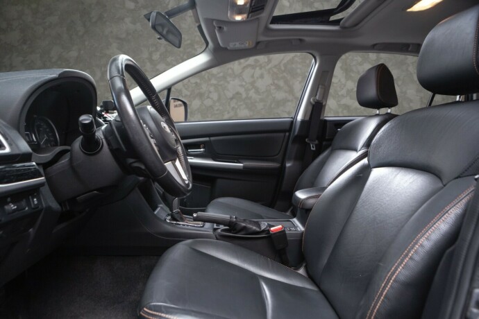 subaru-xv-bensin-2016-big-20