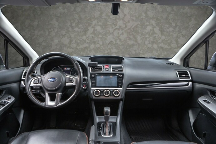subaru-xv-bensin-2016-big-23