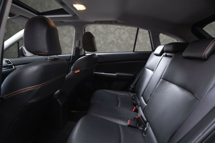 subaru-xv-bensin-2016-big-22