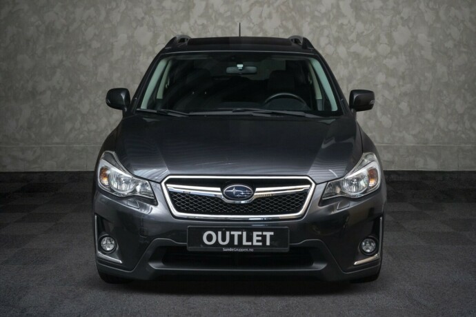 subaru-xv-bensin-2016-big-5