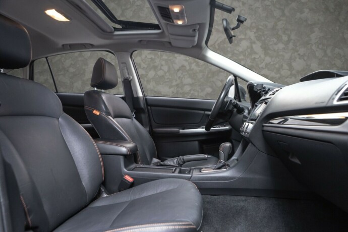subaru-xv-bensin-2016-big-26