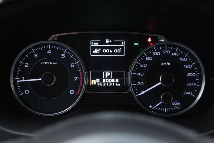 subaru-xv-bensin-2016-big-14
