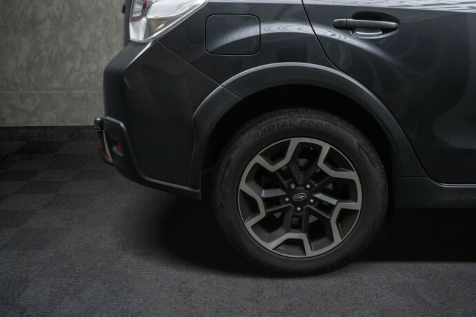 subaru-xv-bensin-2016-big-10