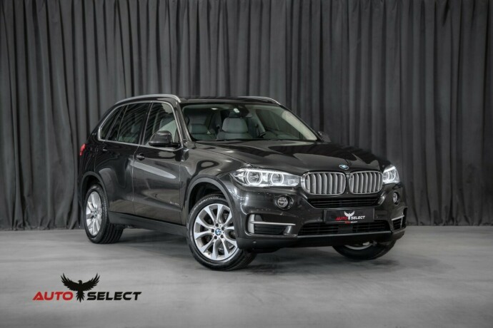 bmw-x5-elektrisitetbensin-2017-big-0