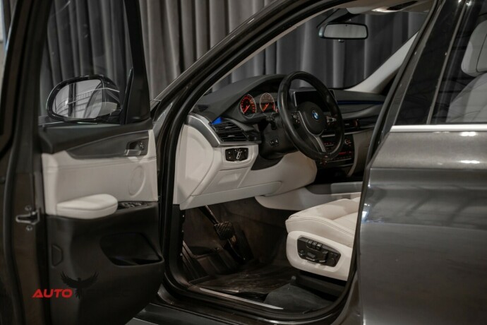 bmw-x5-elektrisitetbensin-2017-big-26