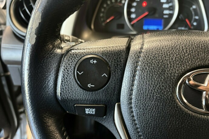 toyota-rav4-bensin-2015-big-23