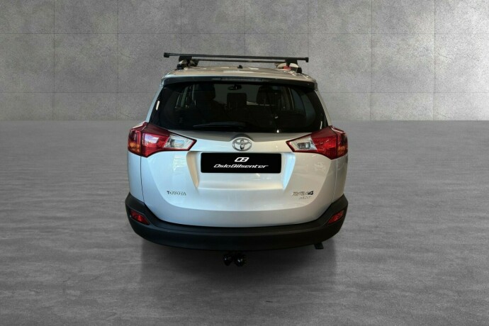 toyota-rav4-bensin-2015-big-4