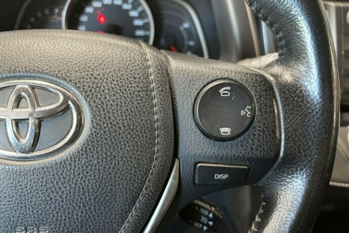 toyota-rav4-bensin-2015-big-26
