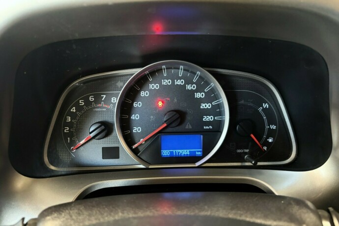 toyota-rav4-bensin-2015-big-22