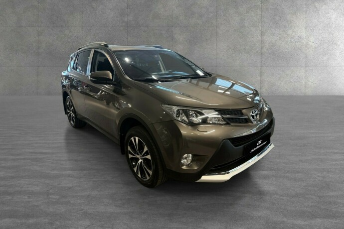 toyota-rav4-bensin-2015-big-7