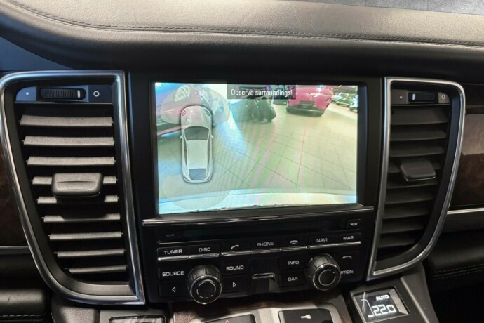 porsche-panamera-4s-bensin-2012-big-23