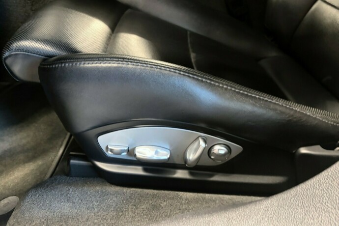 porsche-panamera-4s-bensin-2012-big-27