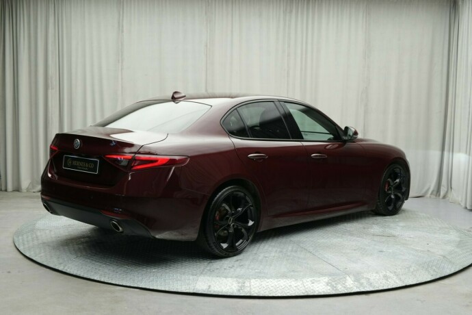 alfa-romeo-giulia-diesel-2017-big-10