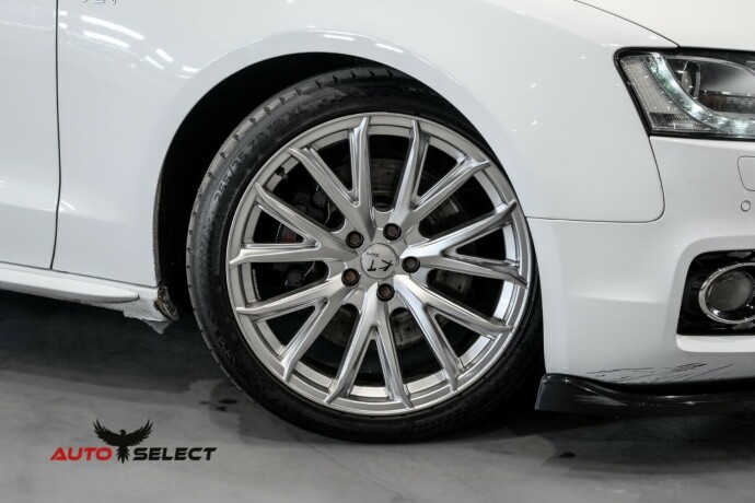 audi-s5-bensin-2011-big-2