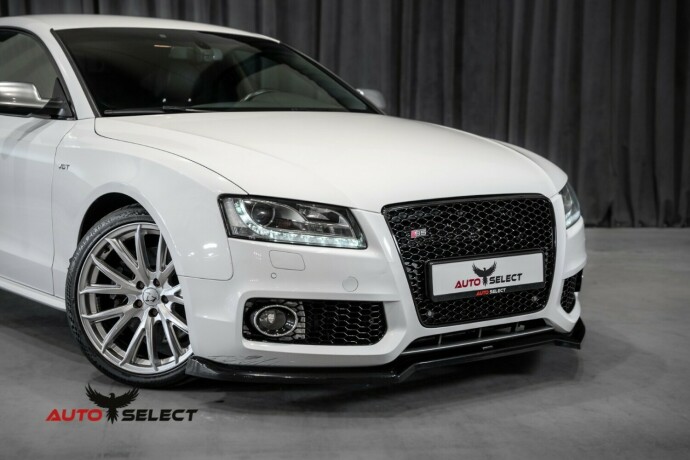 audi-s5-bensin-2011-big-1