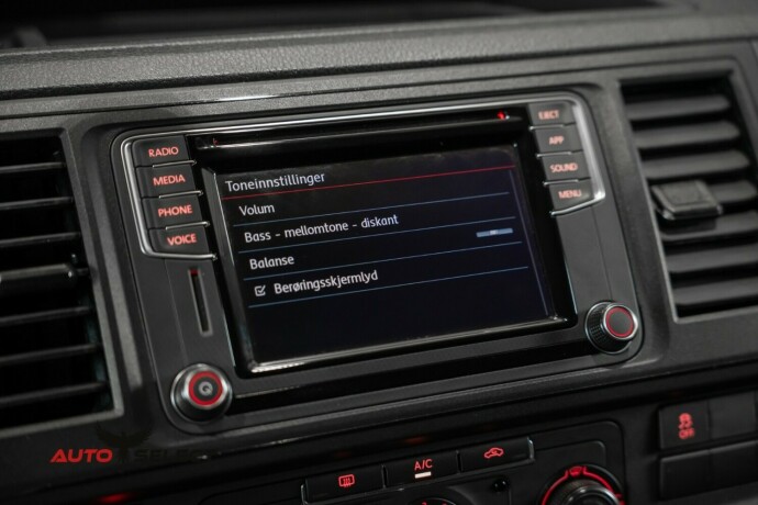 volkswagen-transporter-diesel-2019-big-42