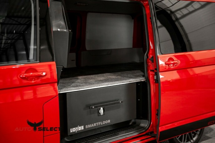volkswagen-transporter-diesel-2019-big-8