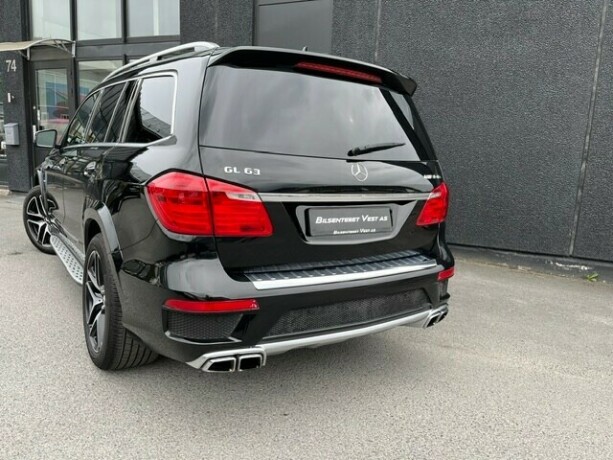mercedes-benz-gl63-bensin-2016-big-5