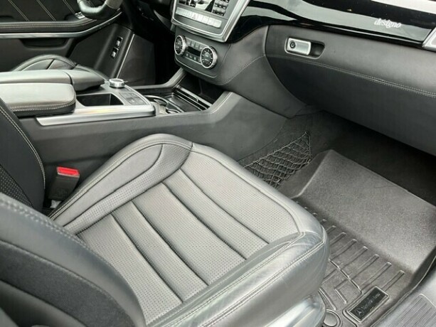 mercedes-benz-gl63-bensin-2016-big-19