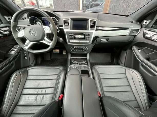 mercedes-benz-gl63-bensin-2016-big-13