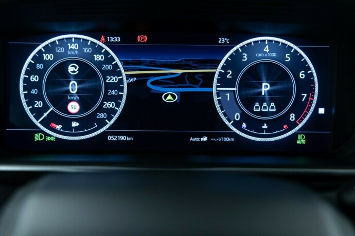 land-rover-range-rover-bensin-2019-big-14