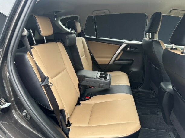toyota-rav4-elektrisitetbensin-2017-big-15