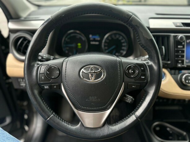 toyota-rav4-elektrisitetbensin-2017-big-25