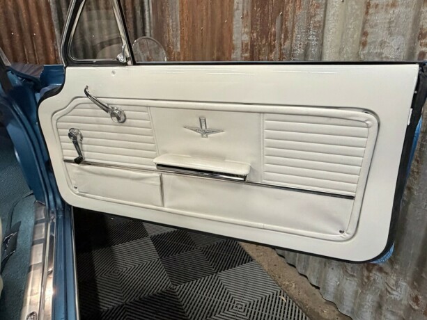 chevrolet-corvair-bensin-1964-big-26