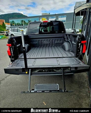 ford-f-150-elektrisitet-2025-big-18