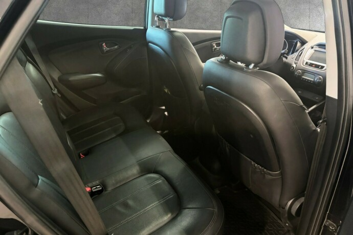 hyundai-ix35-diesel-2012-big-15
