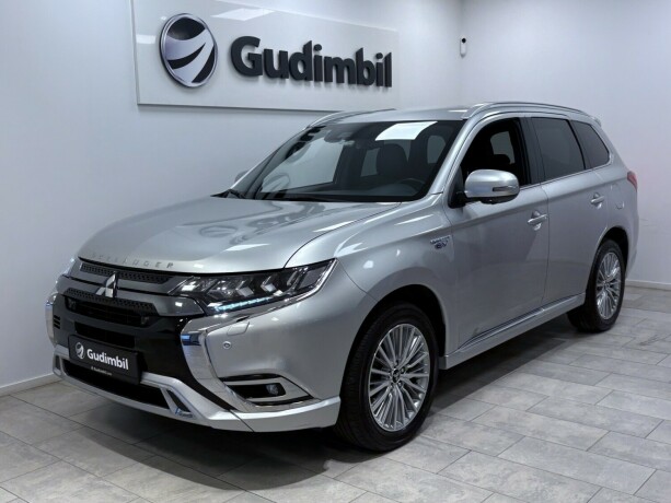 mitsubishi-outlander-plug-in-petrol-2021-big-0